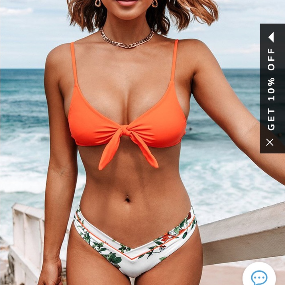 NWT Cupshe Orange Knotted Front-Tie Bikini Top —M
